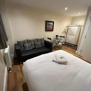 Modern Double With Sofa Édimbourg